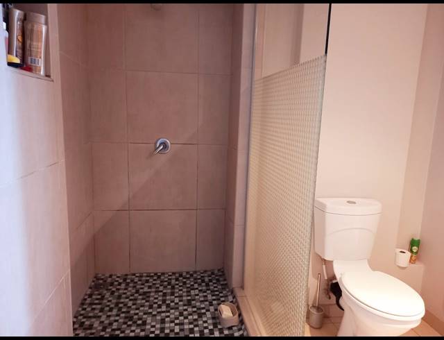2 BEDROOM APARTMENT FOR SALE IN POINT WATERFRONT